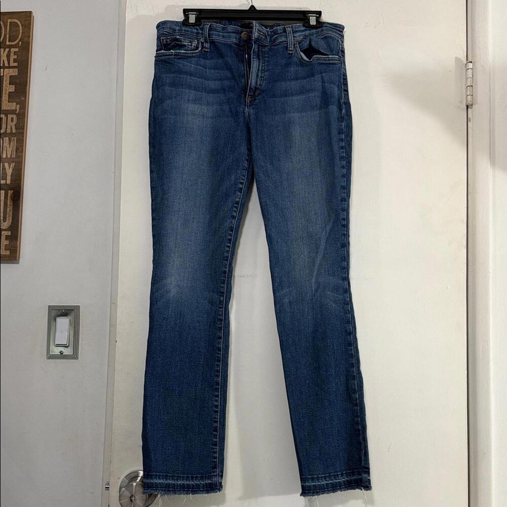 Joe's Jeans Women's Petite Boot Cut in Classic Blue